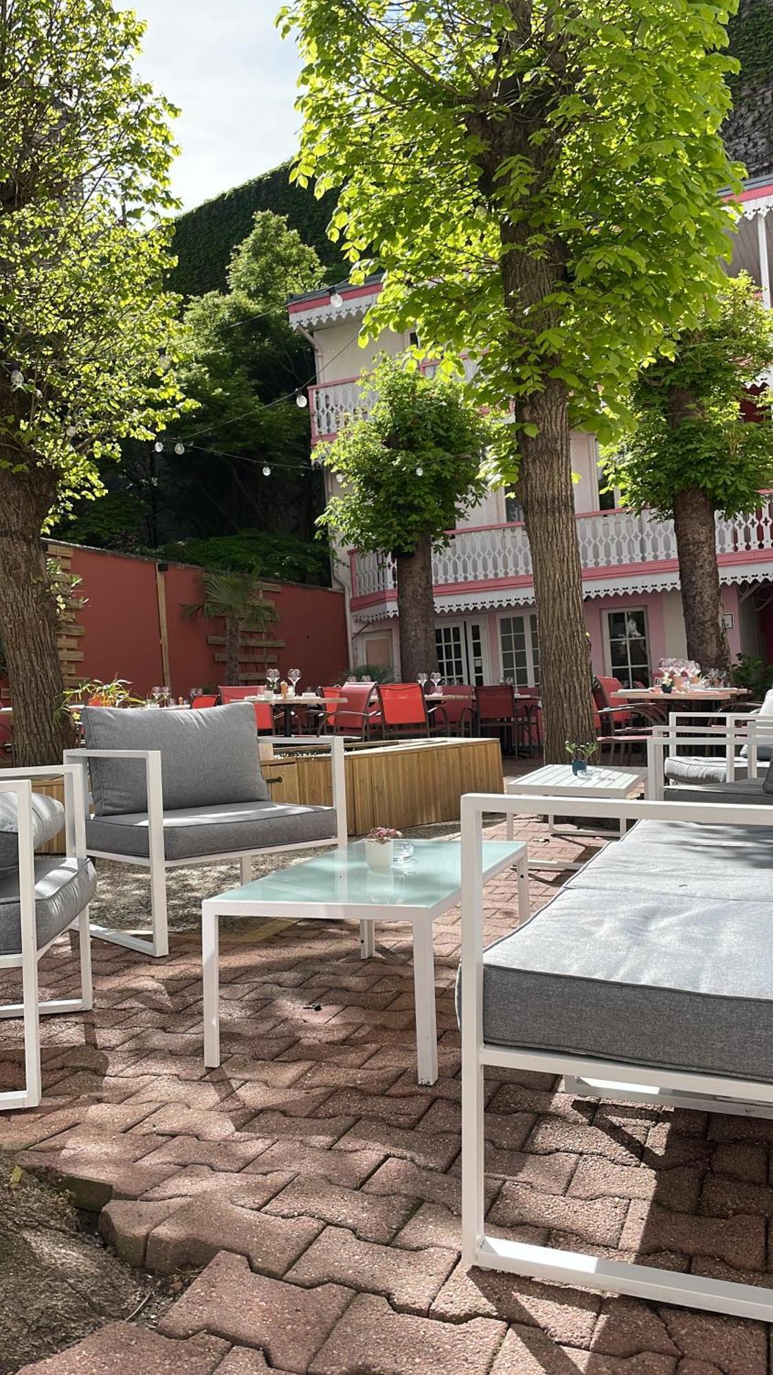 Hotel & Restaurant Le Patio 비시 외부 사진