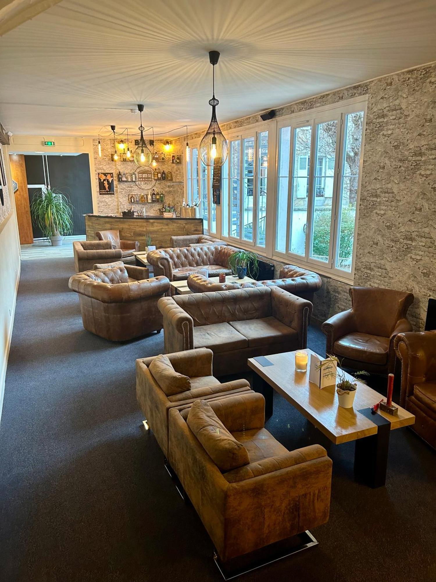 Hotel & Restaurant Le Patio 비시 외부 사진